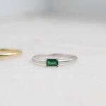 925 Silver Emerald Baguette Ring - Image 2