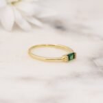 925 Silver Emerald Simple Baguette Ring - Image 5