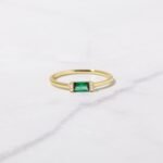 925 Silver Emerald Simple Baguette Ring
