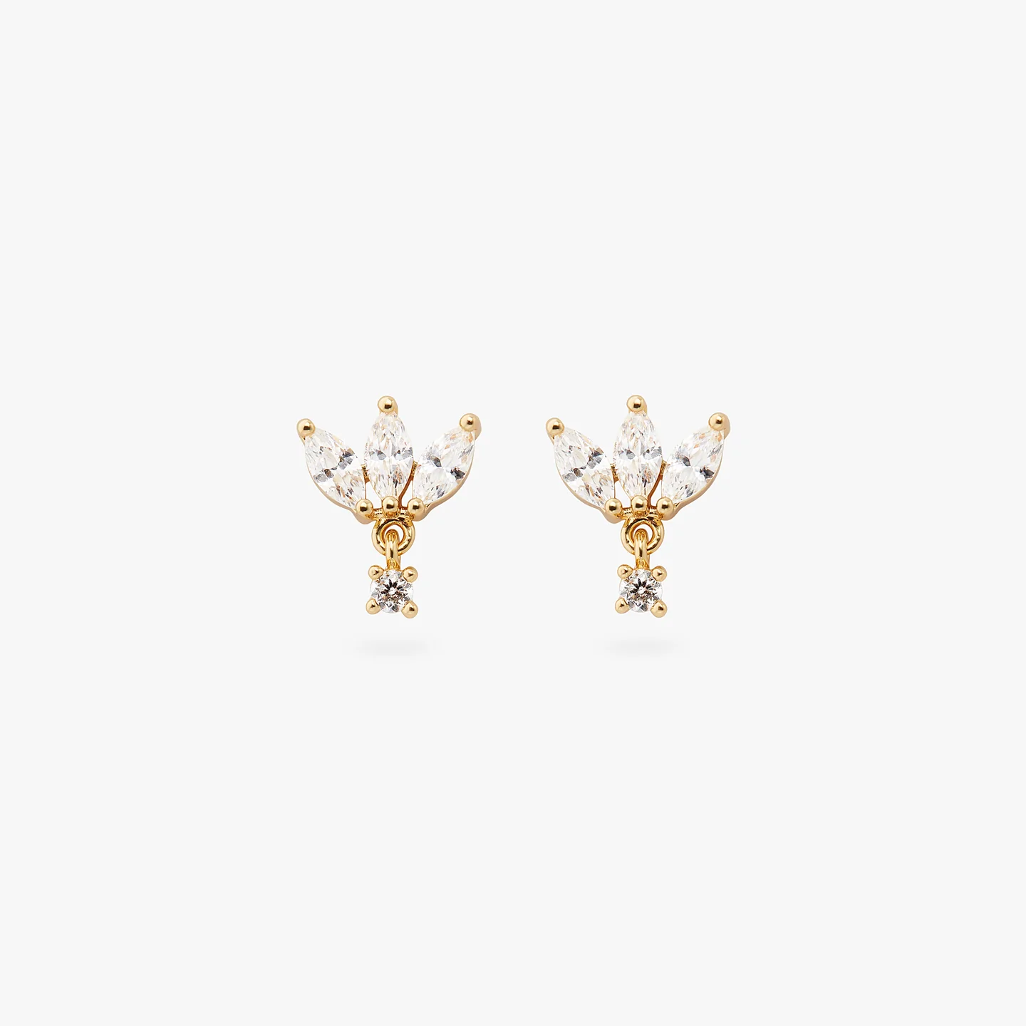 400548_0f44ff4ba4ff49908eba840a1cdf212amv2.webp 925 Silver Marquise Dangle Stud - Image 1