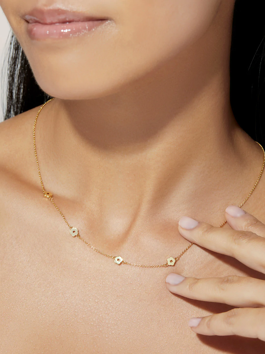 400548_1308b0d803c64773b6bd5d620467a201mv2.webp 925 Silver Rowena Necklace - Image 1