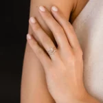 925 Sterling Silver En Pointe Band - Image 5