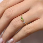 925 Silver Peridot and Diamond Ring - Image 4