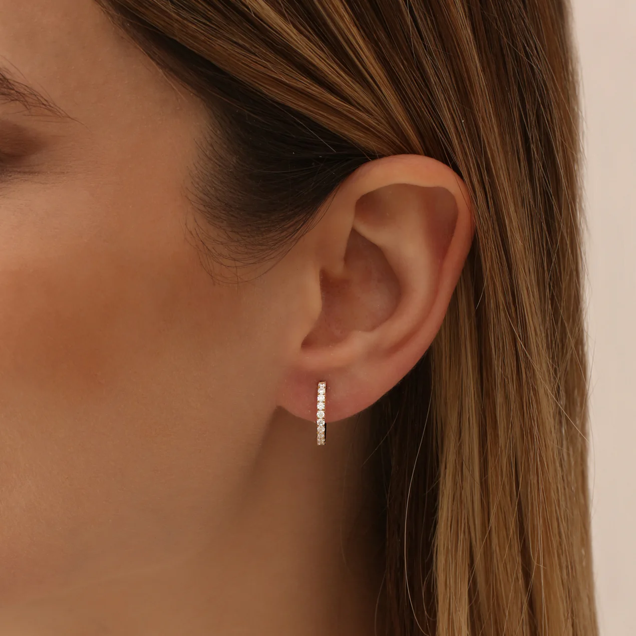 400548_6e5ae0b5cf1944e6b9905489e7f70f14mv2.webp 925 Silver Diamond Huggies Earrings - Image 1