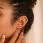 925 Silver Jady Wire Diamond Hoop Earrings - Image 4