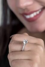 925 Silver 1.50Ct Round Cut Diamond Engagement Ring - Image 3