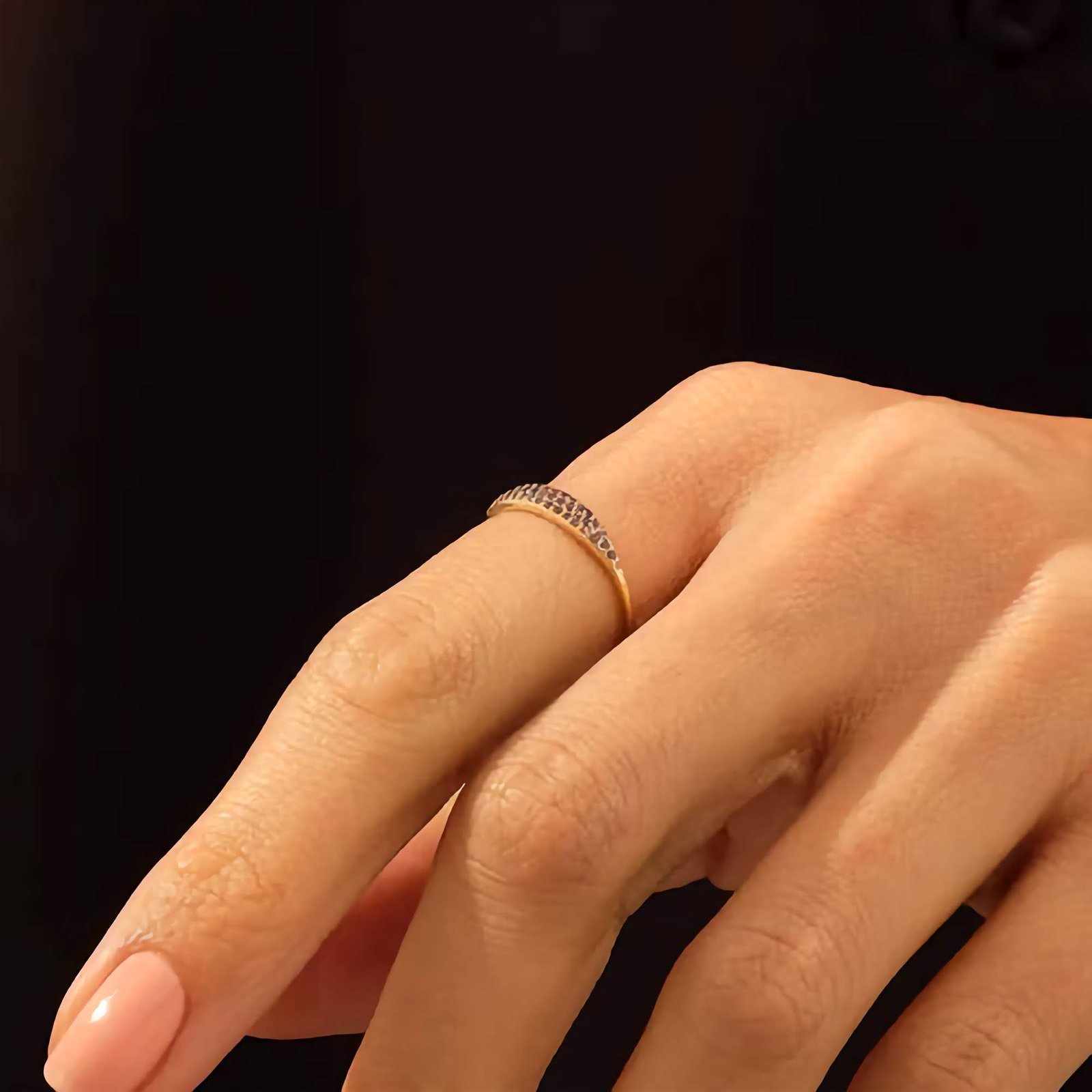 925 Silver Amethyst Minimalist Sparkle Ring - Image 4