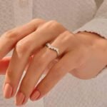 925 Silver Bezel Set Baguette Curve Ring - Image 2
