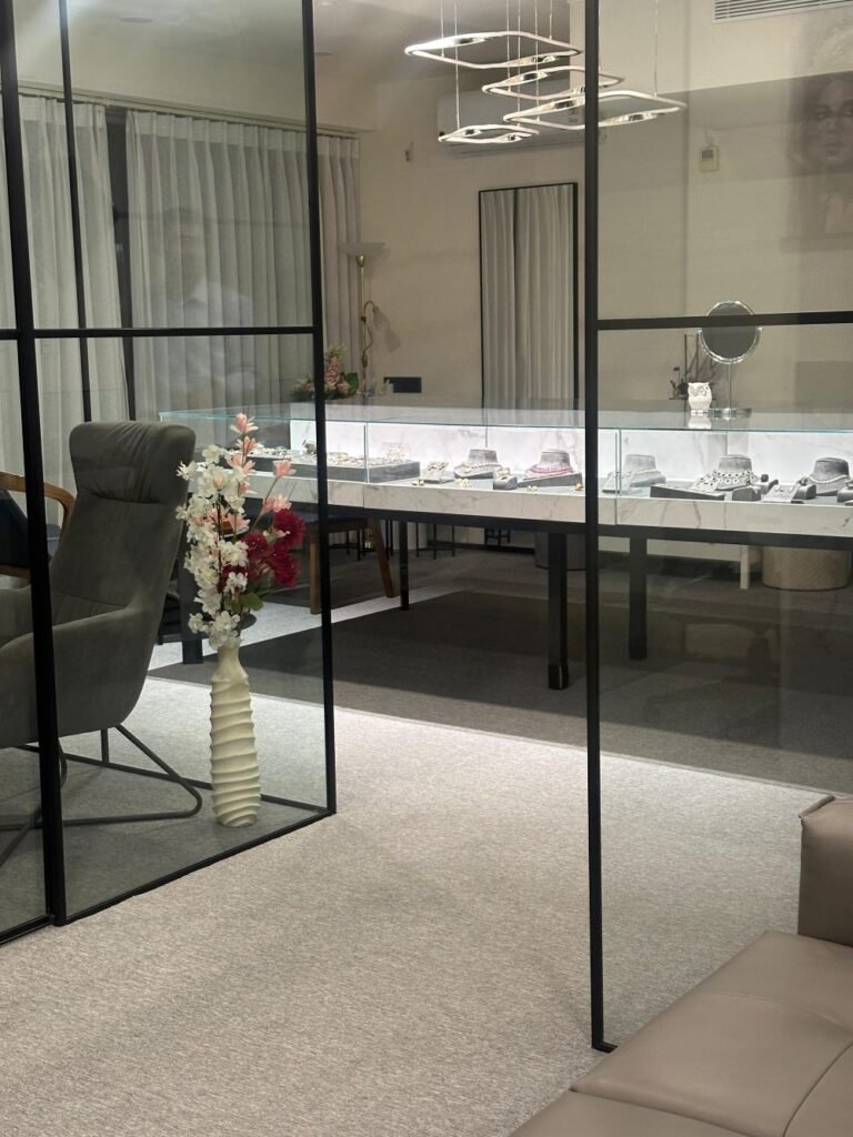 The Karat Store- Store Image 4