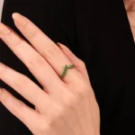 925 Silver Emerald Royal Curve Ring - Image 3